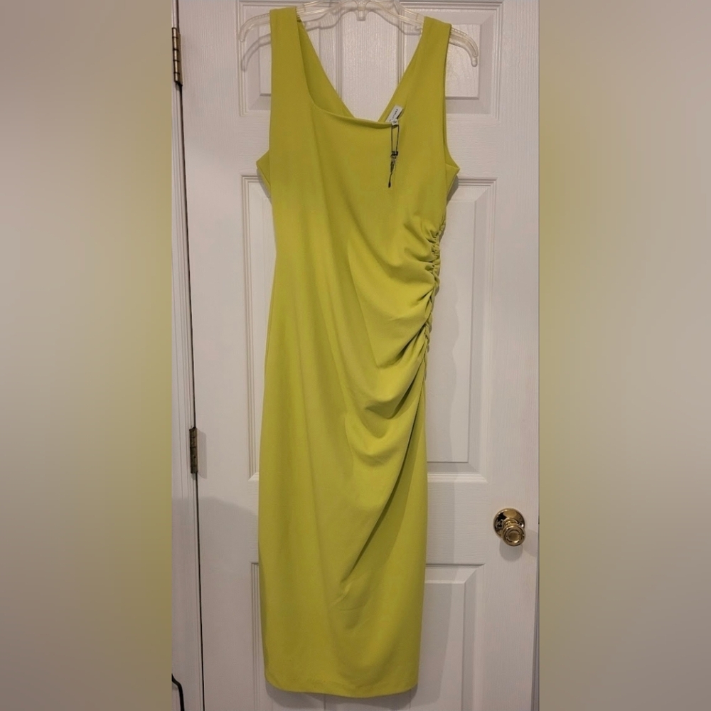 Gibson Latimer Elegant Lime Green Sleeveless Dress - Picture 5 of 5